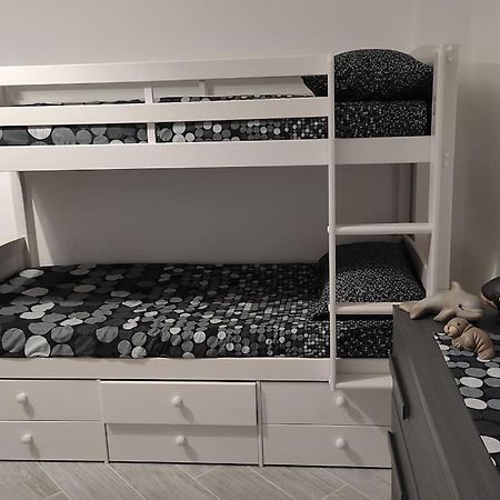 Dream- Appartamento Ristrutturato A Genova Екстериор снимка